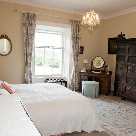 Bed and Breakfast Lough Bawn House à Collinstown  Extérieur photo