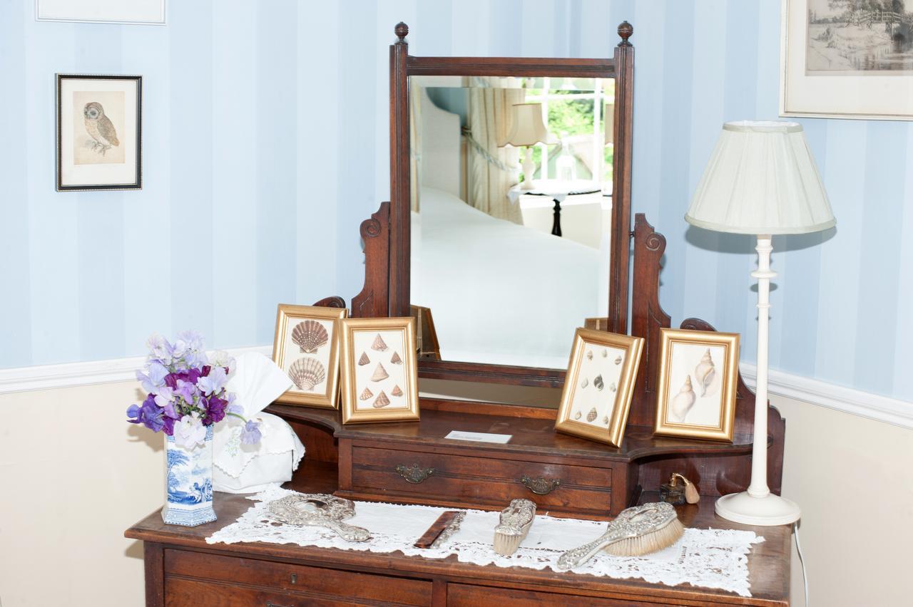 Bed and Breakfast Lough Bawn House à Collinstown  Extérieur photo